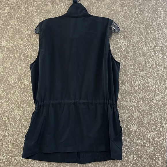 🔥🔥🔥Calvin Klein Sleeveless Black Zip Up Jacket - Picture 8 of 8